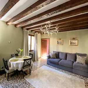 https://luxury-apartment-5-min-from-san-marco.hotelinveneto.com