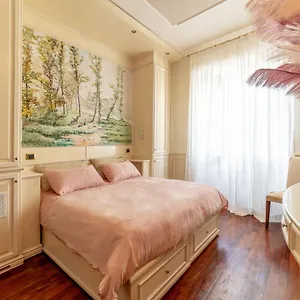 Downtown Luxury - Termini Train Station Bed and Breakfast