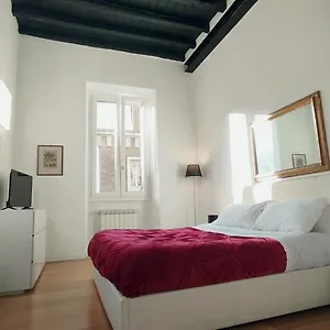 Casa Tiffany Piazza Di Spagna Διαμέρισμα