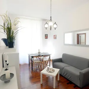 Apartamento Mecenate Deluxe Colosseum, Roma